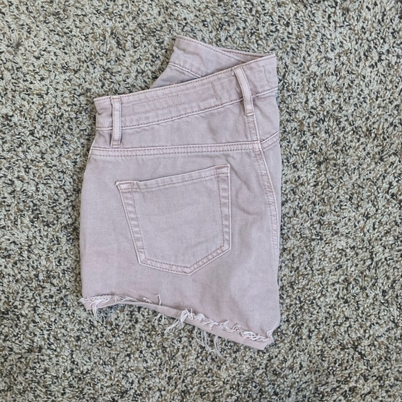 High Rise Shorts - Picture 4 of 4